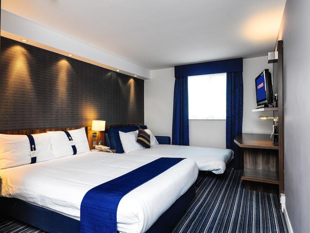 Holiday Inn Express London Gatwick Crawley, An Ihg Hotel Crawley (West Sussex) Exterior foto