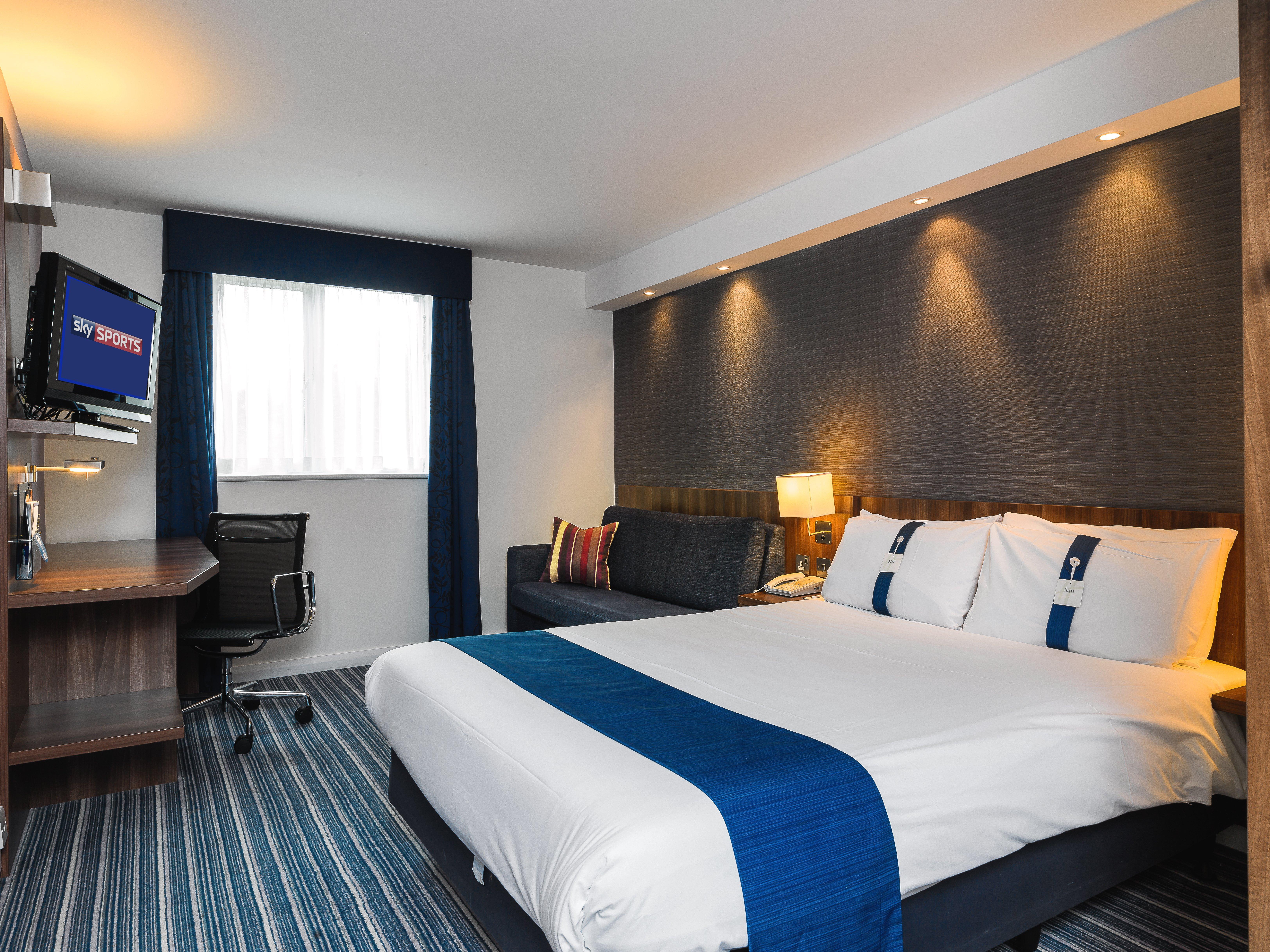 Holiday Inn Express London Gatwick Crawley, An Ihg Hotel Crawley (West Sussex) Exterior foto