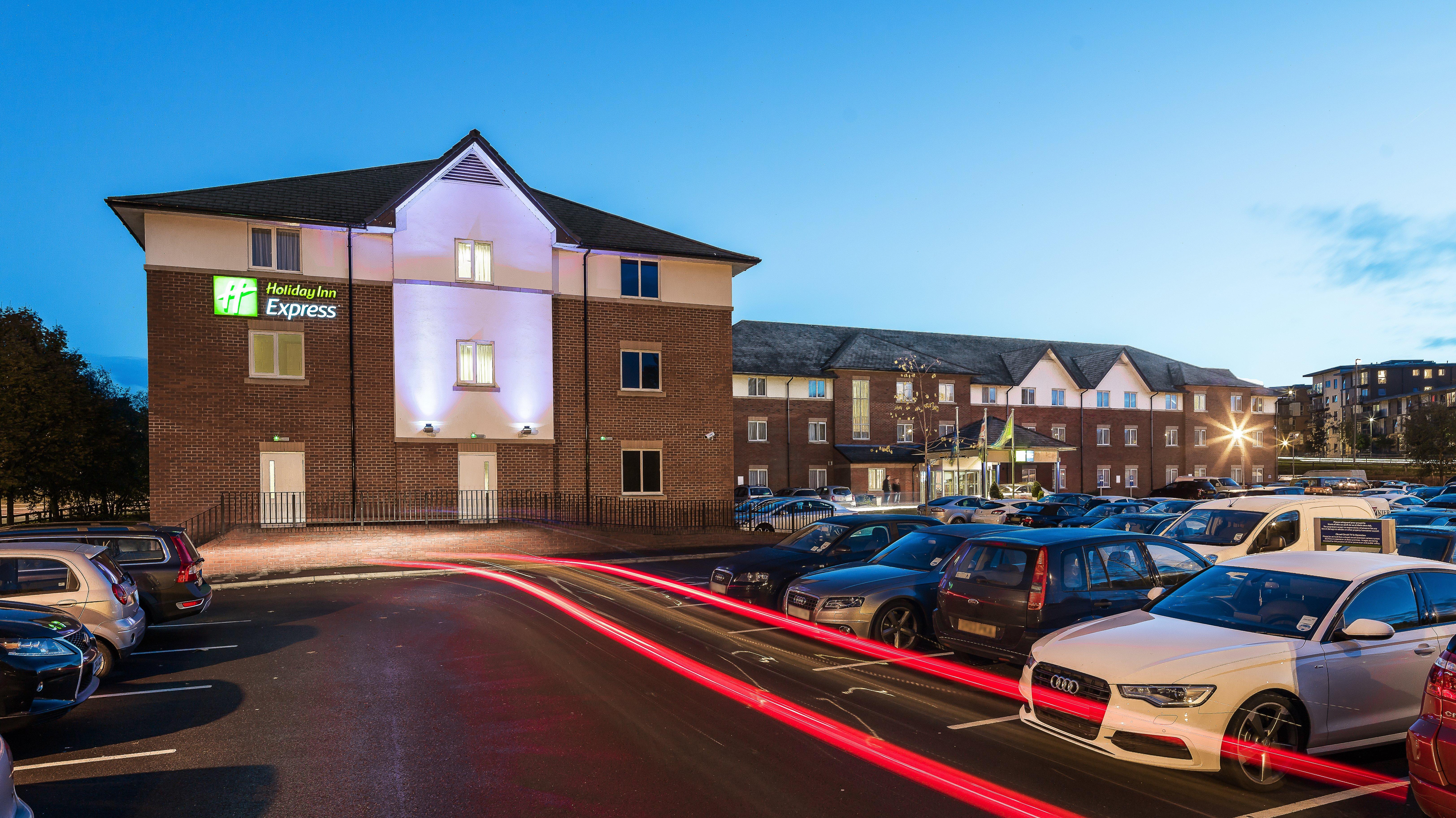 Holiday Inn Express London Gatwick Crawley, An Ihg Hotel Crawley (West Sussex) Exterior foto